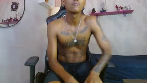 man_san11 online show from 10/14/25, 04:19