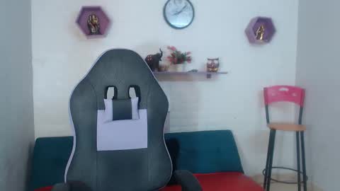 man_san11 online show from 12/20/25, 04:25