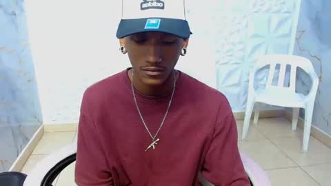 man_sant11 online show from 05/20/26, 03:40