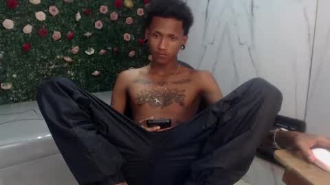 man_sant11 online show from 05/22/26, 04:56