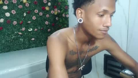man_sant11 online show from 05/27/26, 03:42
