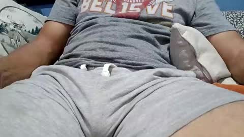 mandrilo7379 online show from 12/01/25, 07:02