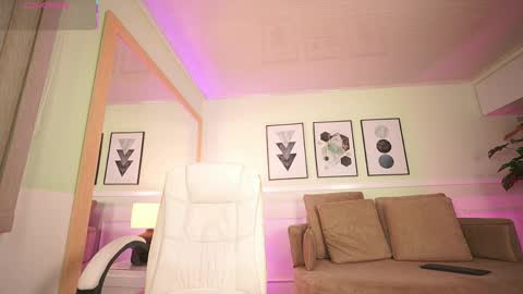 Mandy Collins online show from 04/01/26, 11:33