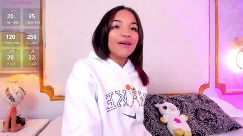 manelyk_evanss online show from 09/22/25, 11:12