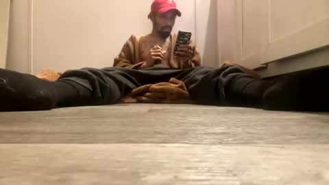 Snapshot of mani4sexy chatting on 12/13/24, 10:30 Mani4sexy online show from 12/13/24, 10:30