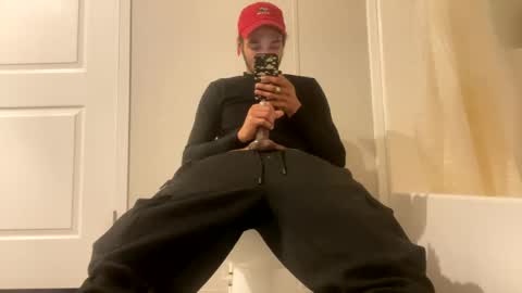 Snapshot of mani4sexy chatting on 03/02/25, 06:27 Mani4sexy online show from 03/02/25, 06:27