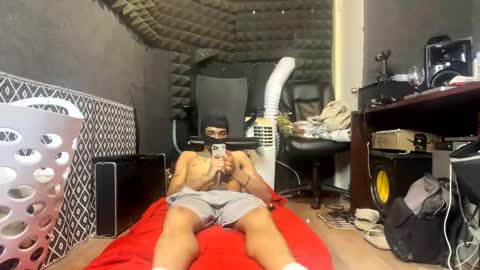 Mani4sexy online show from 02/19/26, 01:07