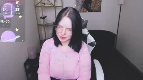 Snapshot of manic_pixie_ chatting on 12/04/25, 04:05 manic_pixie_ online show from 12/04/25, 04:05