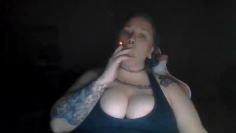 ManicPixiePop online show from 11/19/25, 12:10