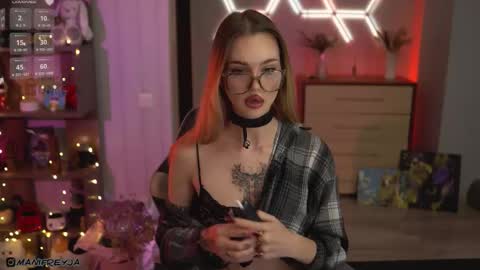 Amelie online show from 11/09/25, 12:09