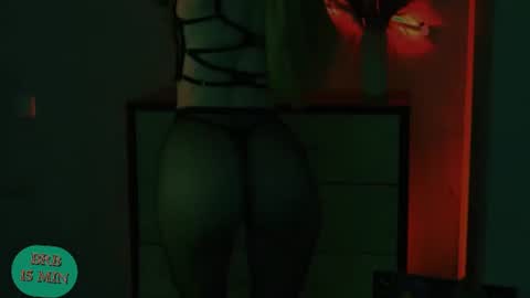 Amelie online show from 07/18/26, 09:07