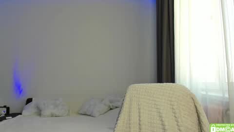 Snapshot of manita_misti chatting on 02/21/25, 09:13 Manita online show from 02/21/25, 09:13