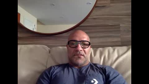 david 77977 online show from 12/17/25, 03:07