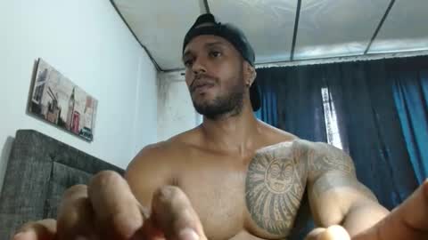 Manolo online show from 02/15/25, 02:55