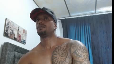 Manolo online show from 03/10/25, 06:23