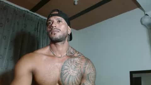 Manolo online show from 10/27/25, 01:48