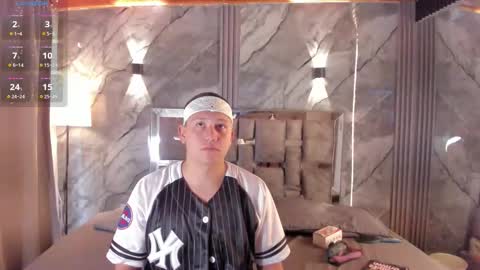 Snapshot of manson_and_zoe chatting on 02/08/26, 11:24 Manson and Zoe online show from 02/08/26, 11:24