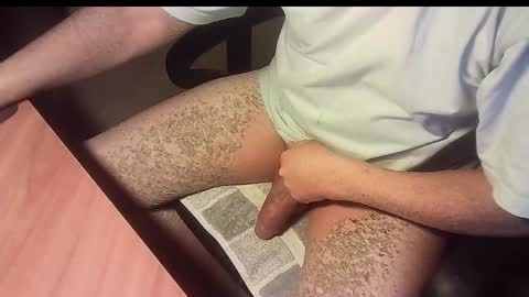 Snapshot of manswed chatting on 12/17/25, 07:36 manswed online show from 12/17/25, 07:36