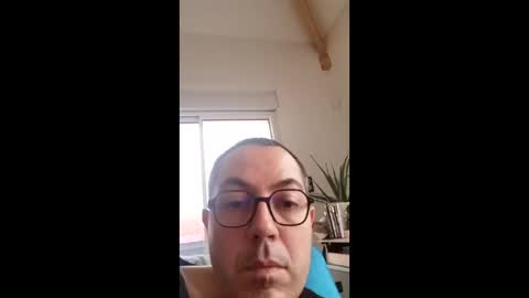 manu5933 online show from 11/17/25, 07:36