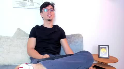 Snapshot of manu_ferx chatting on 03/18/26, 12:30 manu online show from 03/18/26, 12:30