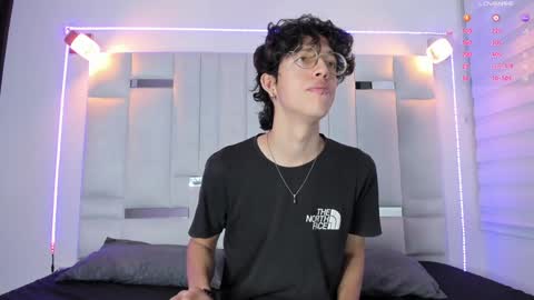 Snapshot of manu_vera8 chatting on 01/03/25, 08:01 Manuel online show from 01/03/25, 08:01