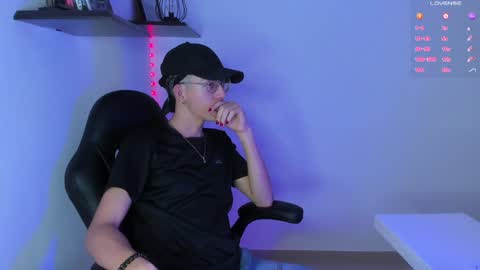 Snapshot of manu_vera8 chatting on 01/12/25, 07:31 Manuel online show from 01/12/25, 07:31