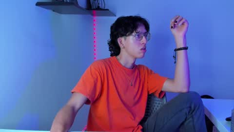 Snapshot of manu_vera8 chatting on 01/25/25, 08:00 Manuel online show from 01/25/25, 08:00