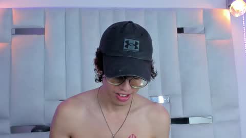 Snapshot of manu_vera8 chatting on 02/27/25, 11:15 Manuel online show from 02/27/25, 11:15