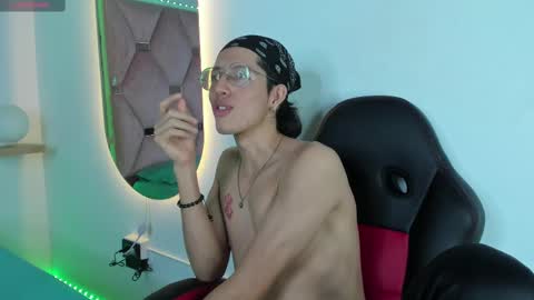 Snapshot of manu_vera8 chatting on 03/04/25, 11:32 Manuel online show from 03/04/25, 11:32