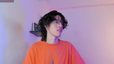 Snapshot of manu_vera8 chatting on 09/24/25, 07:50 Manuel online show from 09/24/25, 07:50