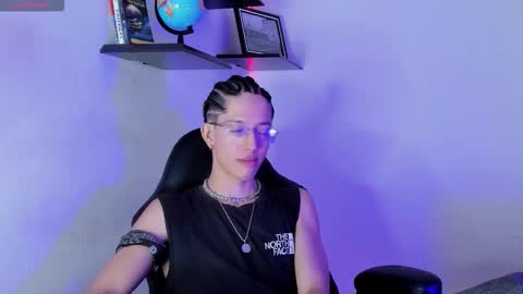 Snapshot of manu_vera8 chatting on 11/08/25, 02:23 Manuel online show from 11/08/25, 02:23