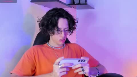 Snapshot of manu_vera8 chatting on 11/20/25, 02:23 Manuel online show from 11/20/25, 02:23