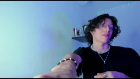 Snapshot of manu_vera8 chatting on 11/28/25, 08:55 Manuel online show from 11/28/25, 08:55