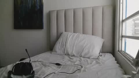 Manuel online show from 05/18/26, 08:14