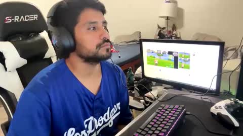 manue957825 online show from 11/01/25, 06:59