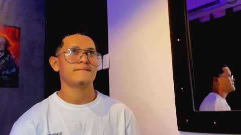 Manuel online show from 10/18/25, 02:58