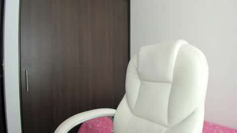 Snapshot of manuela_anderson chatting on 01/16/25, 03:13 MANUELA online show from 01/16/25, 03:13