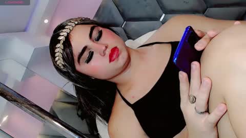 Manuela Kingsley online show from 02/01/25, 06:08