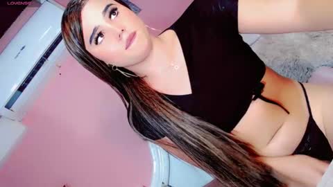 Manuela Kingsley online show from 02/07/25, 02:26