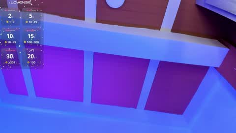 Snapshot of manuelaevans_ chatting on 05/27/26, 01:35 Manuela online show from 05/27/26, 01:35