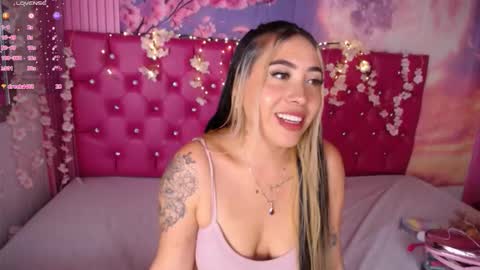 Manuela  online show from 10/10/25, 05:50