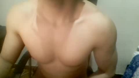 Snapshot of manuelcadavid18 chatting on 07/09/26, 02:04 manuelcadavid18 online show from 07/09/26, 02:04