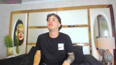 Manuel online show from 03/15/26, 02:23