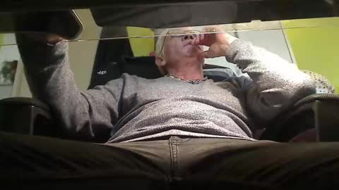 Snapshot of manufocus chatting on 02/02/25, 01:08 Manu online show from 02/02/25, 01:08