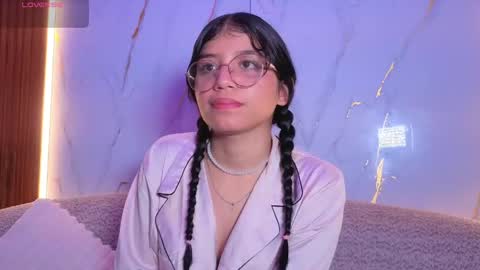 Snapshot of maomao_vg chatting on 04/15/26, 12:01 maomao_vg online show from 04/15/26, 12:01