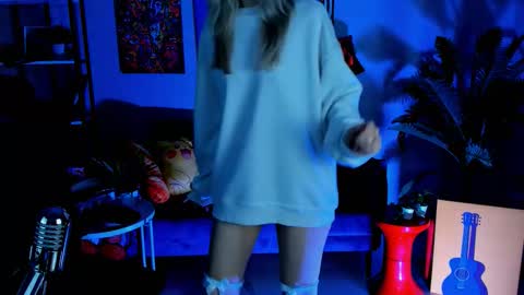 Snapshot of maoqibeverly chatting on 03/21/26, 05:23 Maoqi online show from 03/21/26, 05:23