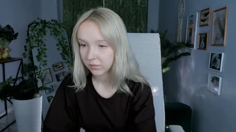 Snapshot of maoqibeverly chatting on 04/07/26, 08:48 Maoqi online show from 04/07/26, 08:48