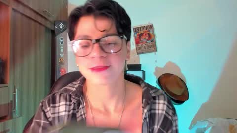 mar_alexis online show from 12/14/25, 07:25