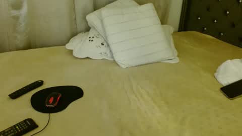 Snapshot of mara4sweet chatting on 01/16/25, 05:42 mara4sweet online show from 01/16/25, 05:42