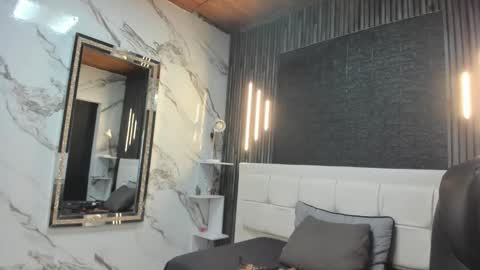 Mara  online show from 01/14/26, 01:55